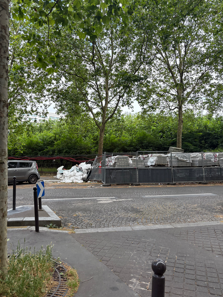 Dépôts de gravats et béton