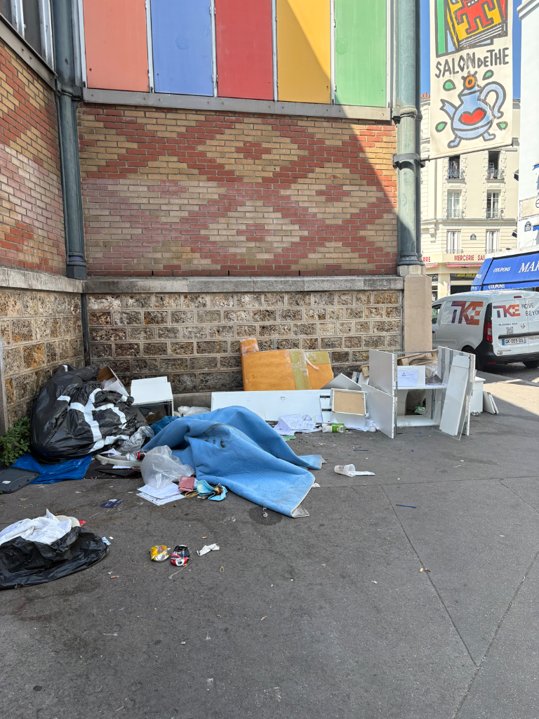 Photo 2 - Accumulation importante de déchets
