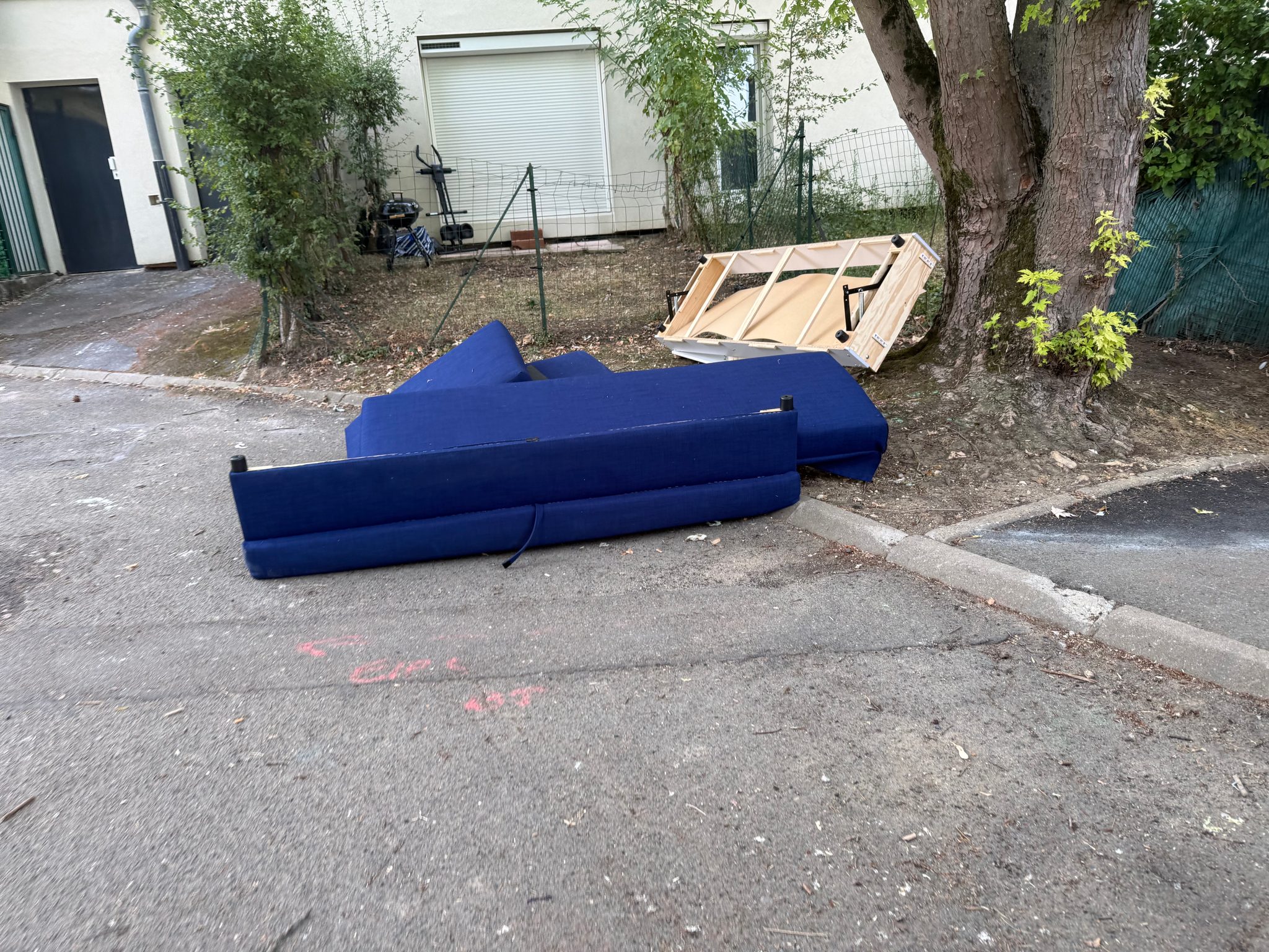 Signalement Dépôt sauvage de déchets
