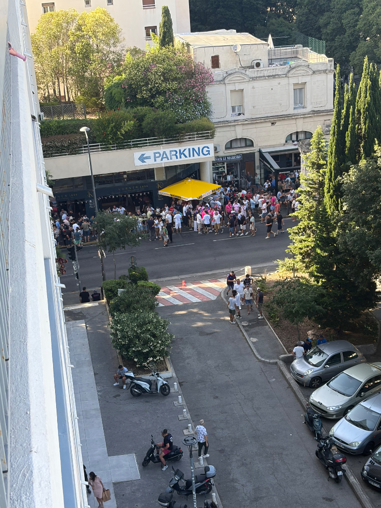 Terrasse illégale occupation trottoir