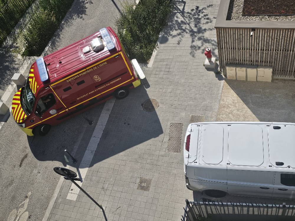 Accès pompiers obstrué