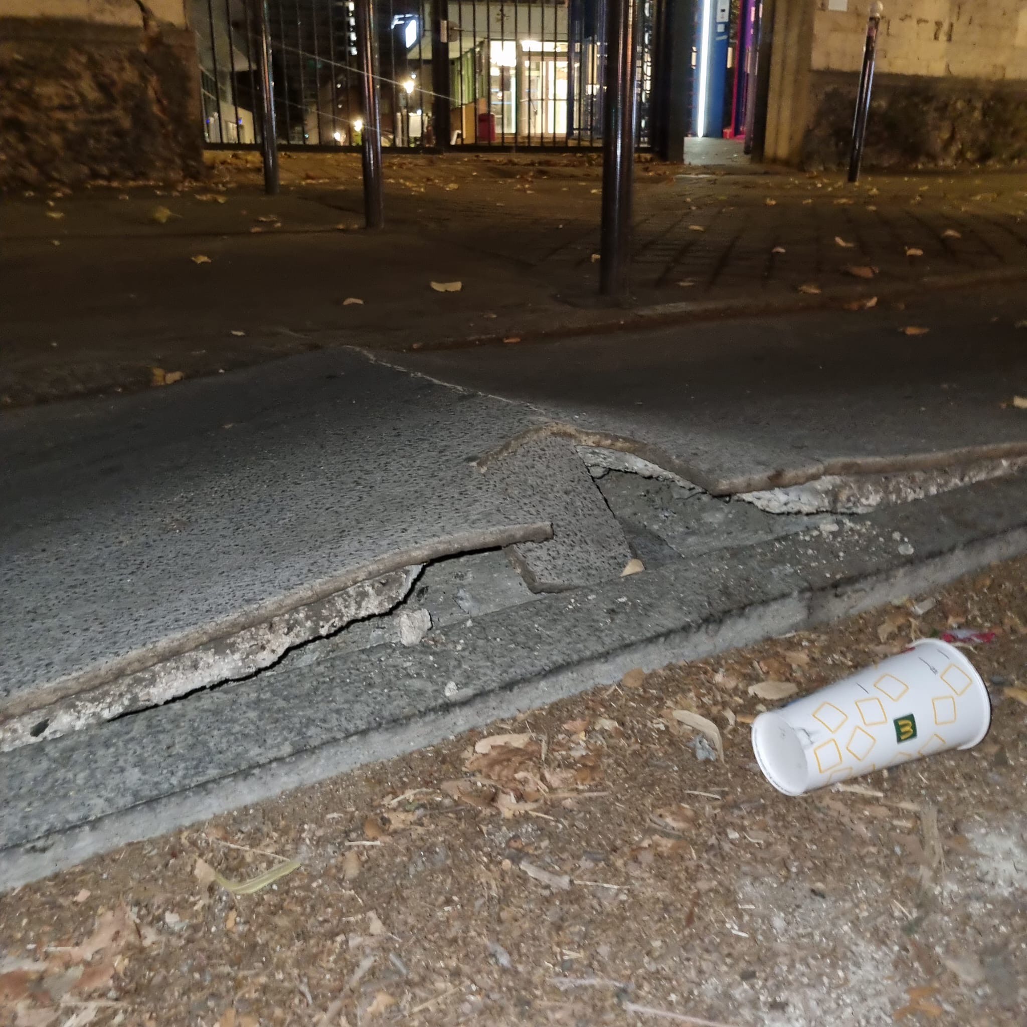 Signalement Trou dangereux voie cyclable