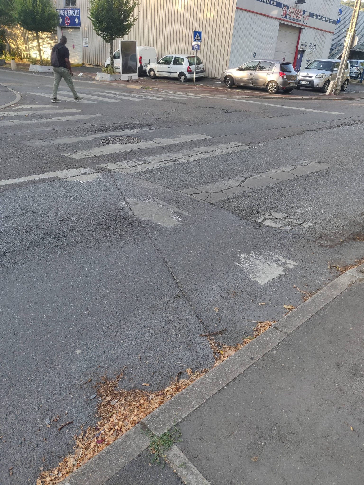 Signalement Marquage au sol dégradé
